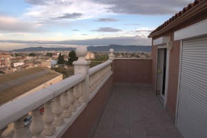 Desde la terraza Este se ve todo el Valle de Murcia.